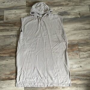 HM long vest